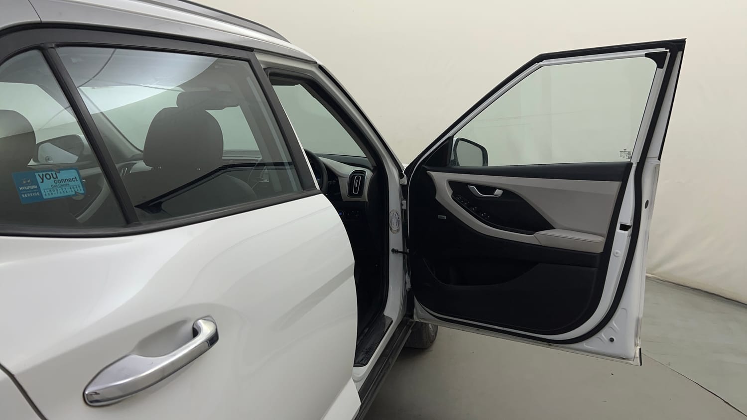 Used 2023 Hyundai Creta SX (O) 1.5 Diesel Automatic Diesel Automatic interior RIGHT FRONT DOOR OPEN VIEW