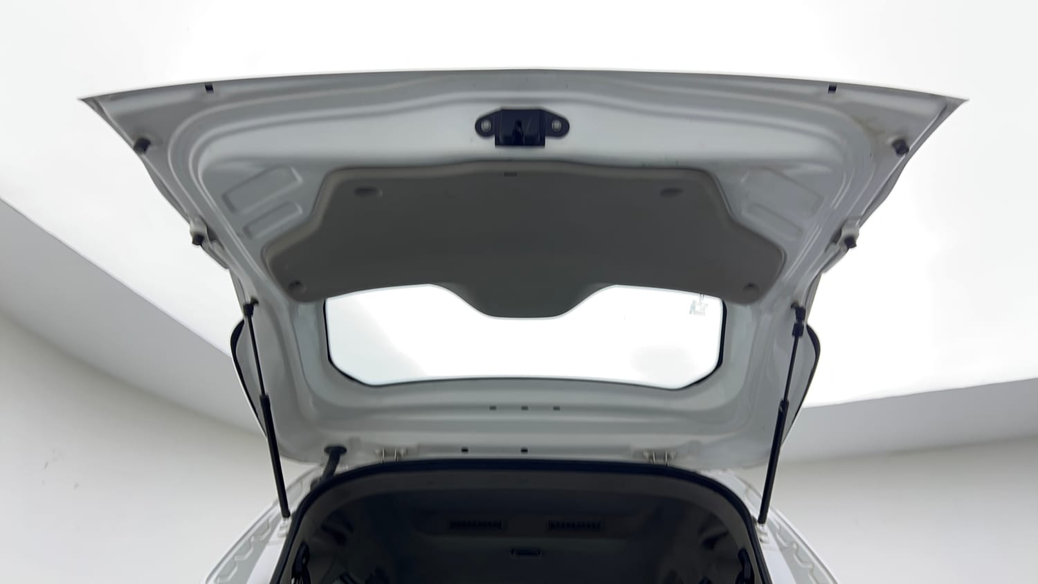 Used 2022 Renault Triber RXT Petrol Manual interior DICKY DOOR OPEN VIEW