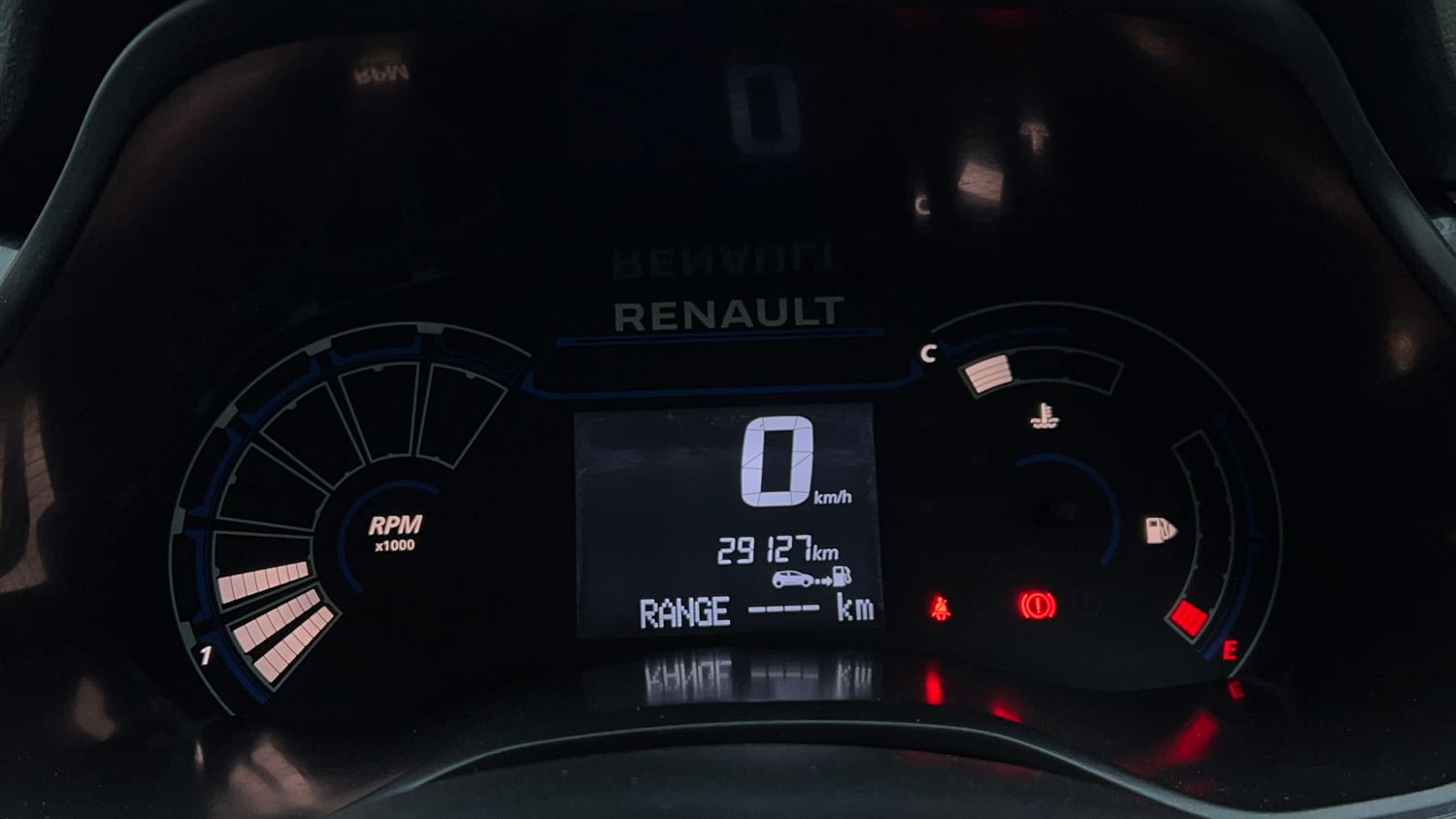 Used 2022 Renault Triber RXT Petrol Manual interior CLUSTERMETER VIEW