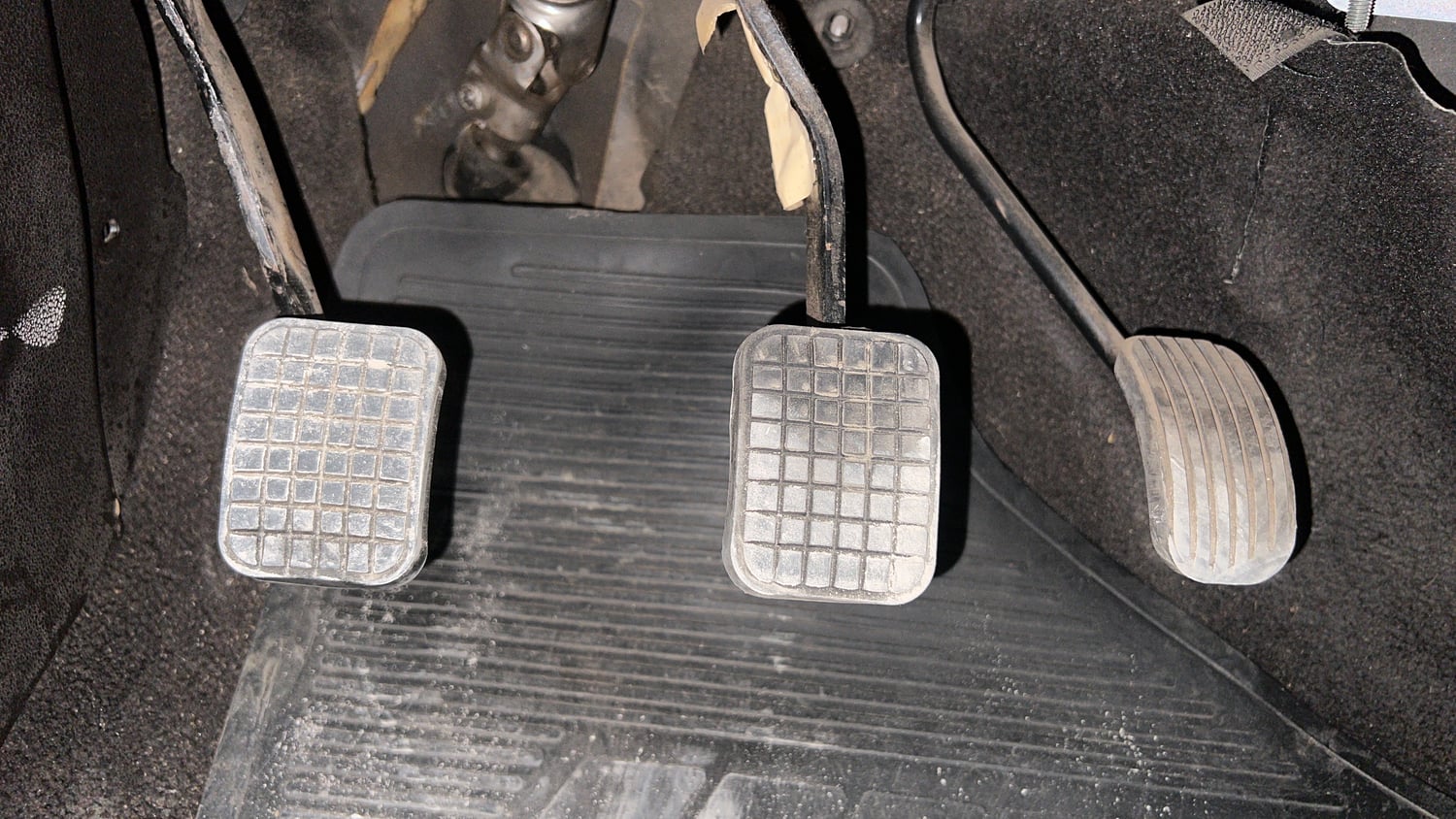 Used 2015 Tata Zest XMS Petrol Petrol Manual interior PEDALS VIEW