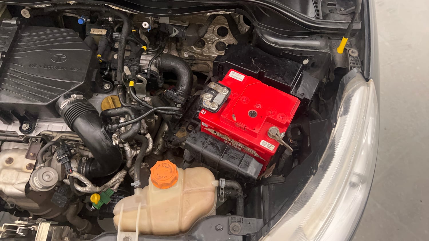Used 2015 Tata Zest XMS Petrol Petrol Manual engine ENGINE LEFT SIDE VIEW
