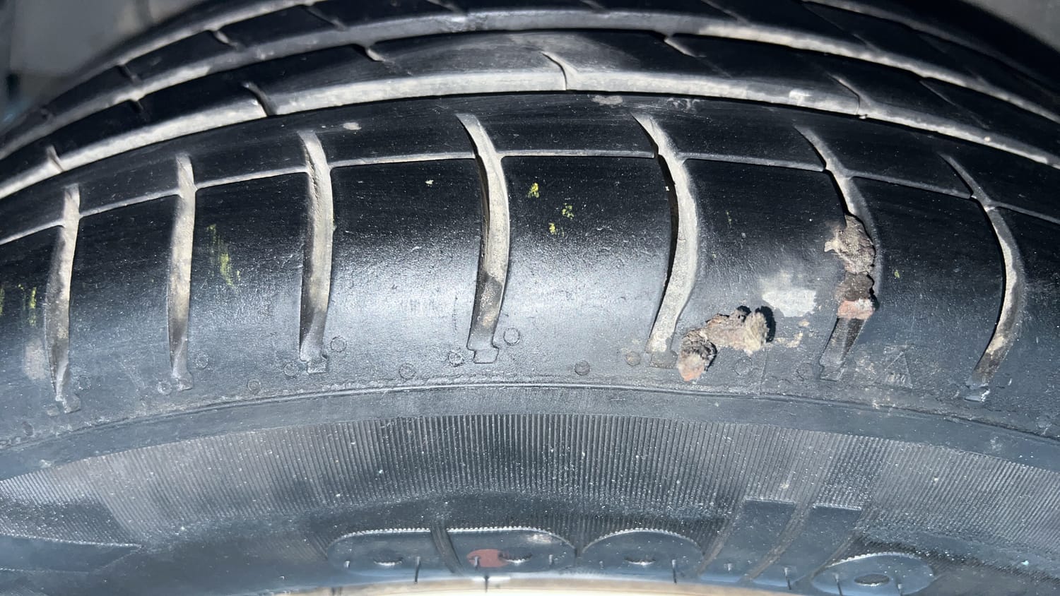 Used 2014 Hyundai Grand i10 Magna 1.2 Kappa VTVT Petrol Manual tyres RIGHT REAR TYRE TREAD VIEW