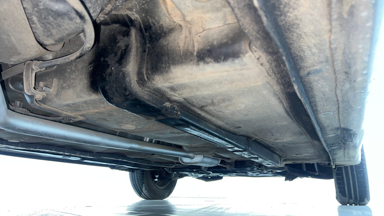 Used 2014 Hyundai Grand i10 Magna 1.2 Kappa VTVT Petrol Manual extra REAR RIGHT UNDERBODY VIEW