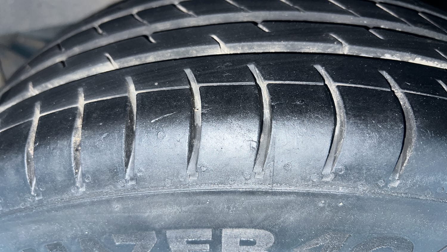 Used 2014 Hyundai Grand i10 Magna 1.2 Kappa VTVT Petrol Manual tyres LEFT REAR TYRE TREAD VIEW