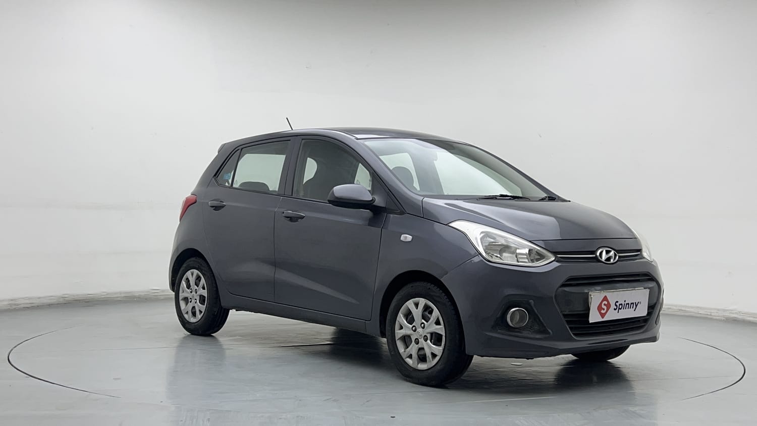 Used 2014 Hyundai Grand i10 Magna 1.2 Kappa VTVT Petrol Manual exterior RIGHT FRONT CORNER VIEW