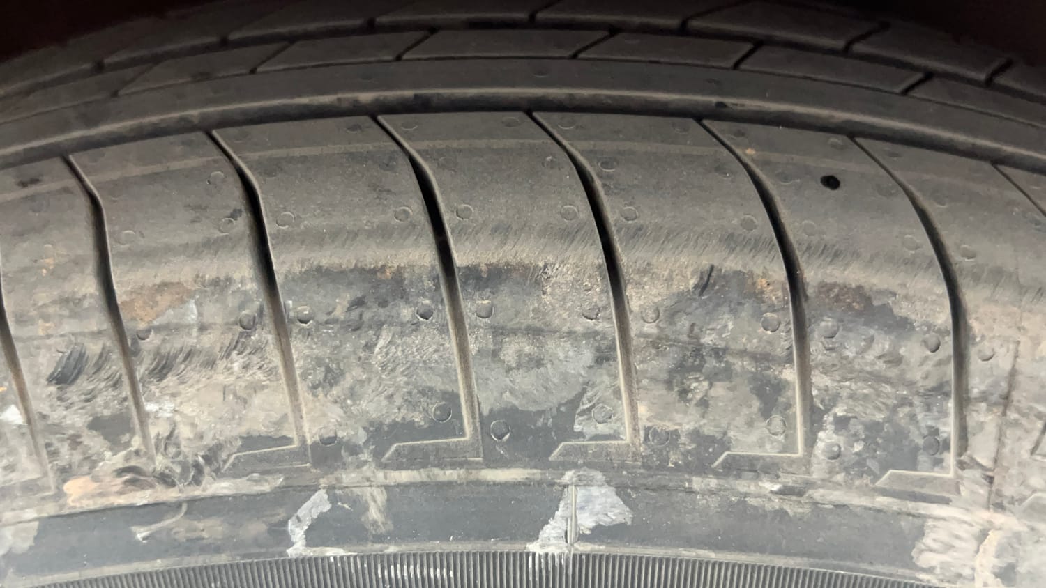 Used 2013 Maruti Suzuki Ritz Vdi BS-IV Diesel Manual tyres RIGHT FRONT TYRE TREAD VIEW