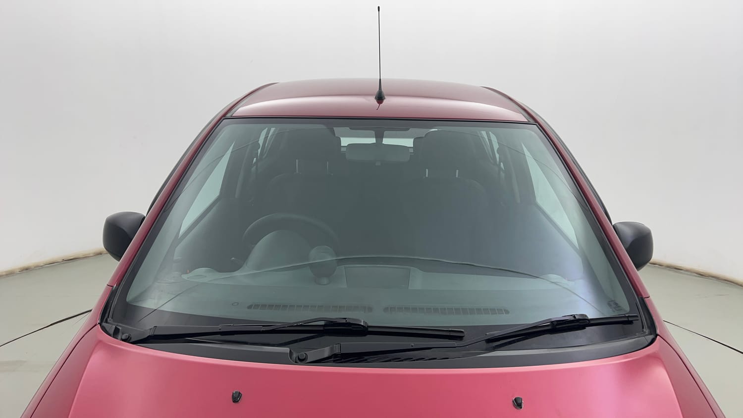 Used 2013 Maruti Suzuki Ritz Vdi BS-IV Diesel Manual exterior FRONT WINDSHIELD VIEW