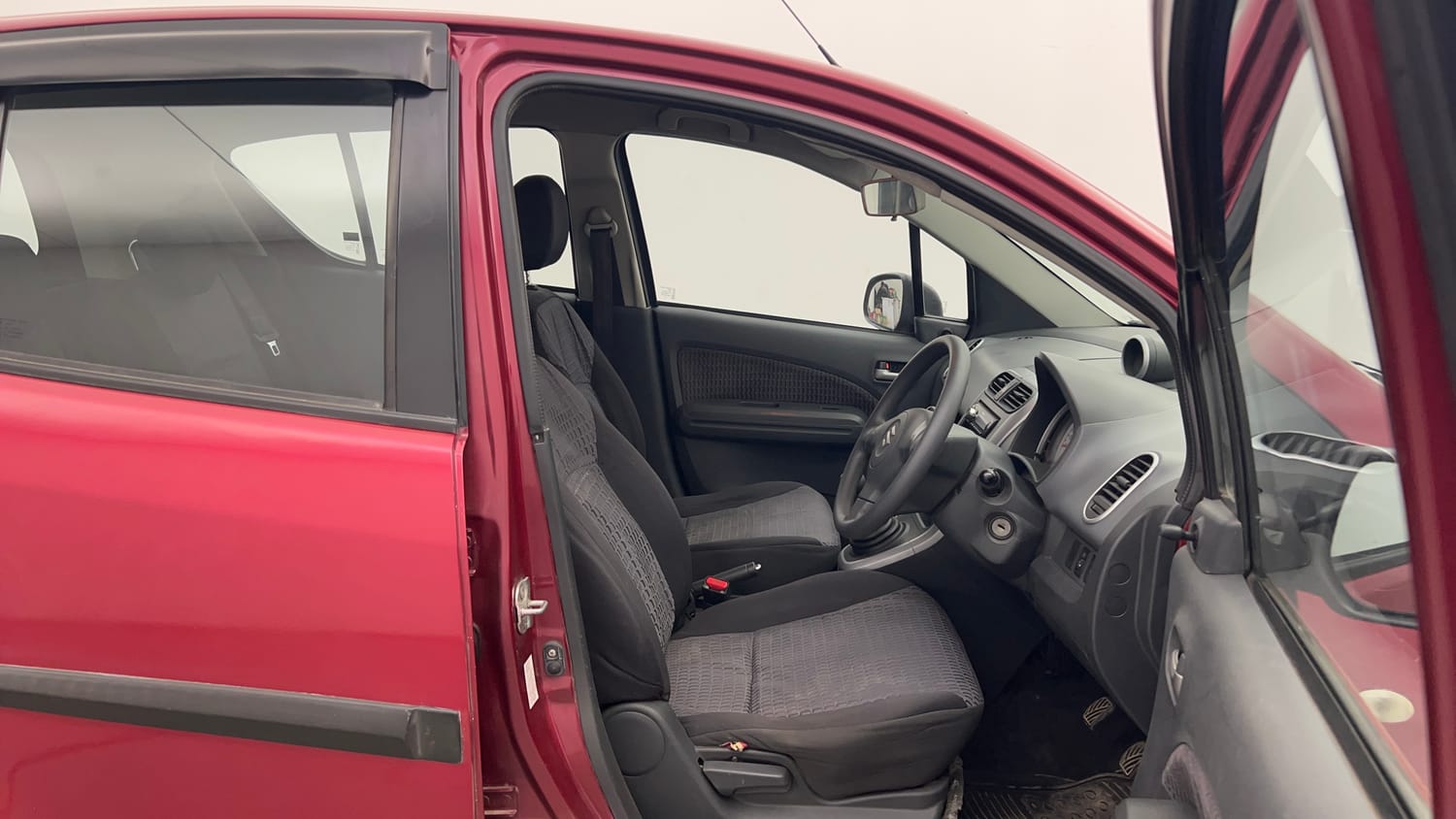 Used 2013 Maruti Suzuki Ritz Vdi BS-IV Diesel Manual interior RIGHT SIDE FRONT DOOR CABIN VIEW