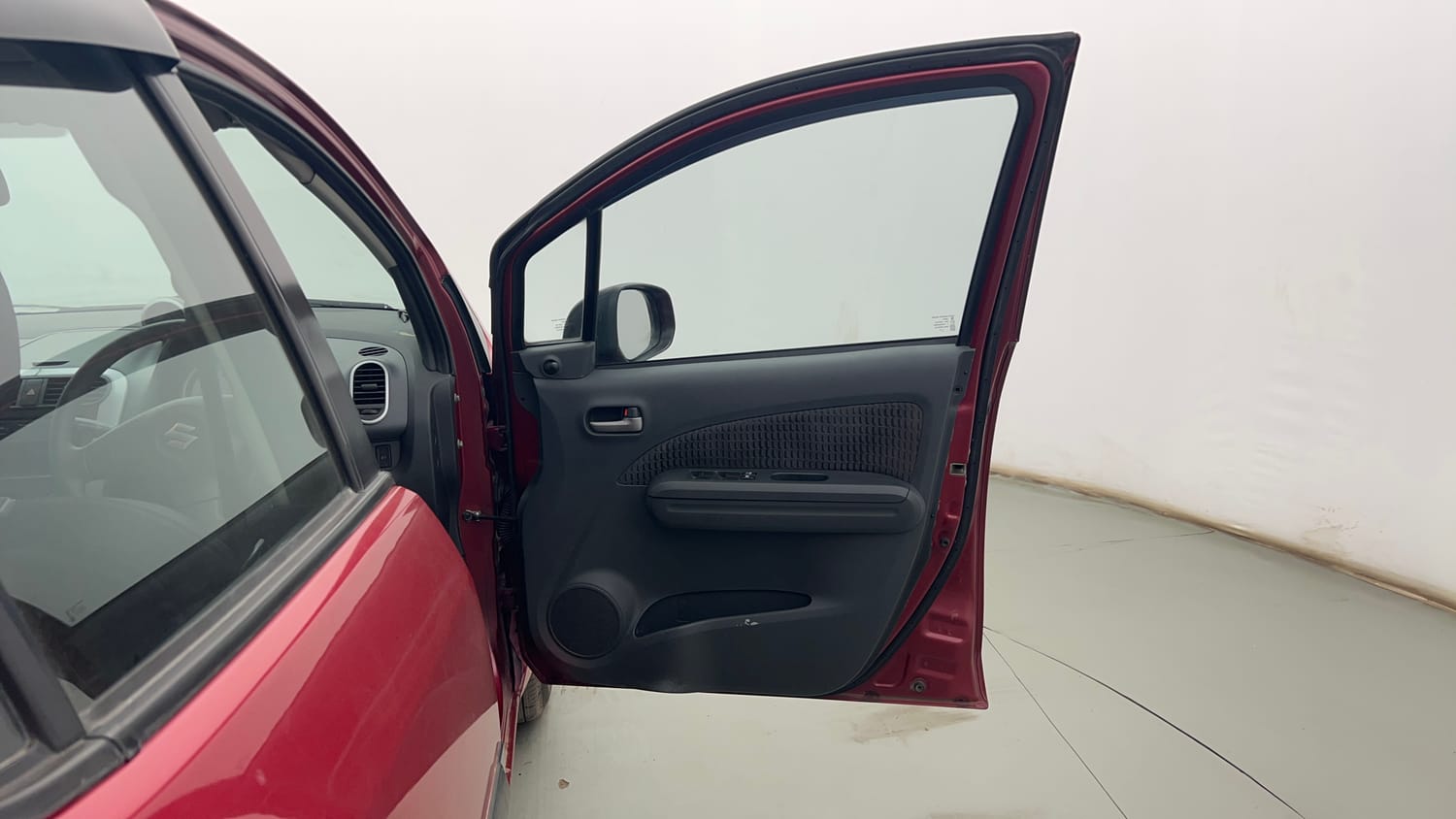 Used 2013 Maruti Suzuki Ritz Vdi BS-IV Diesel Manual interior RIGHT FRONT DOOR OPEN VIEW