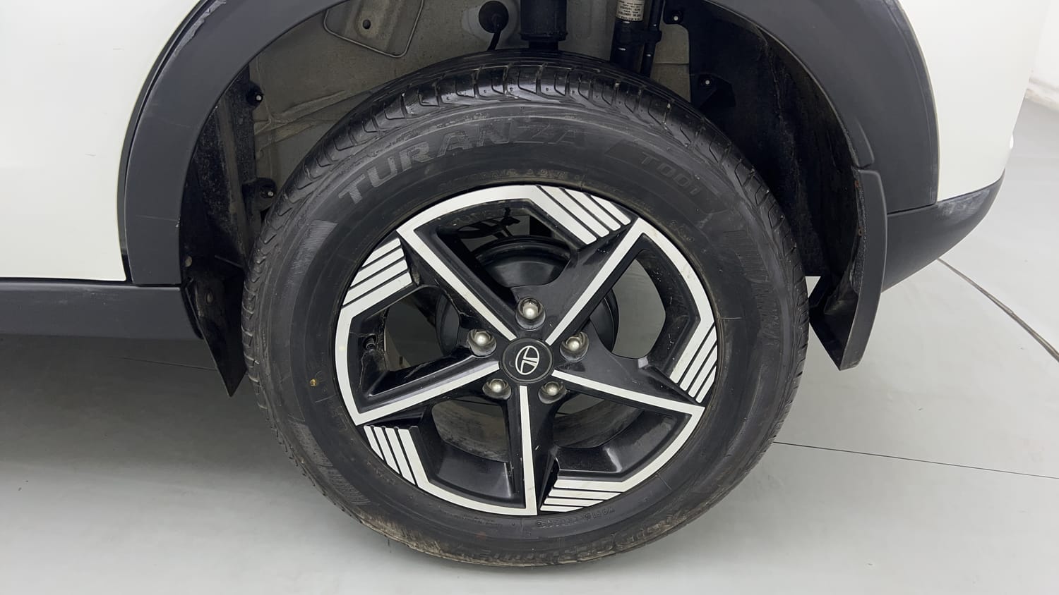 Used 2025 Tata Nexon Creative Plus (PS) 1.2 Petrol DCA Dual Tone Petrol Automatic tyres LEFT REAR TYRE RIM VIEW