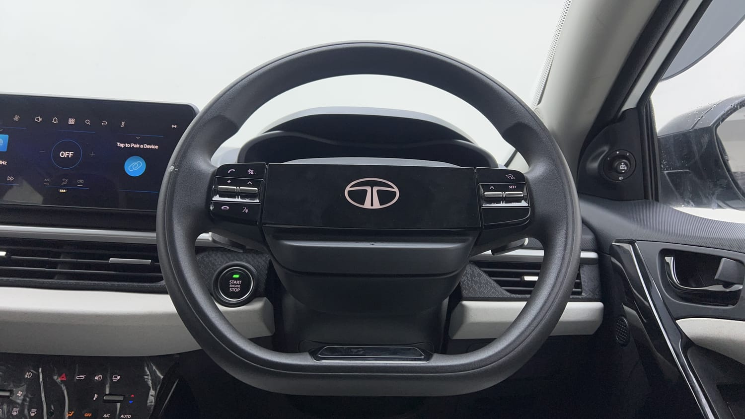 Used 2025 Tata Nexon Creative Plus (PS) 1.2 Petrol DCA Dual Tone Petrol Automatic interior STEERING VIEW