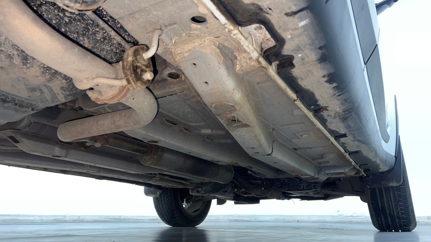 Used 2025 Tata Nexon Creative Plus (PS) 1.2 Petrol DCA Dual Tone Petrol Automatic extra REAR RIGHT UNDERBODY VIEW