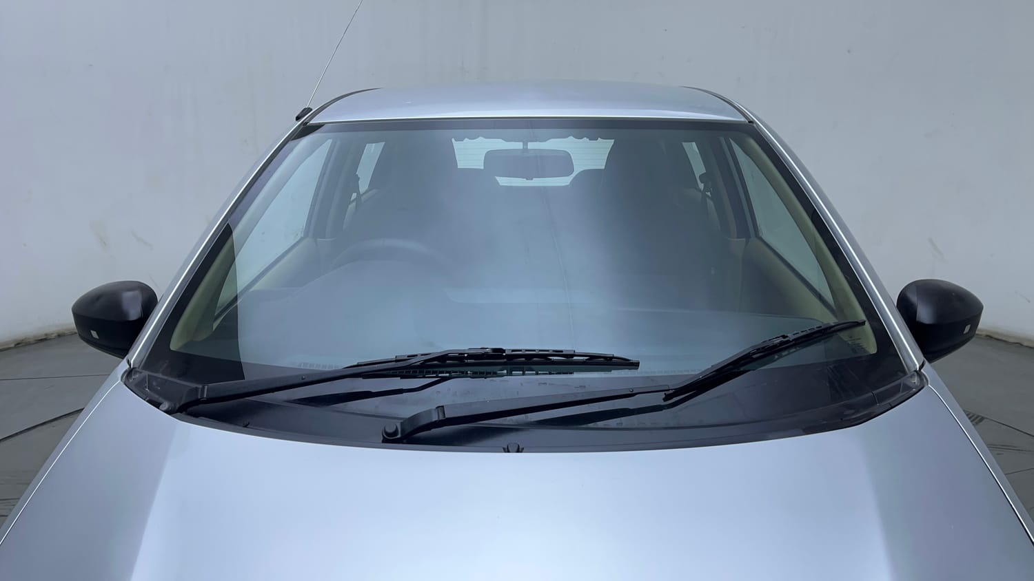 Used 2017 Honda Brio S MT Petrol Manual exterior FRONT WINDSHIELD VIEW