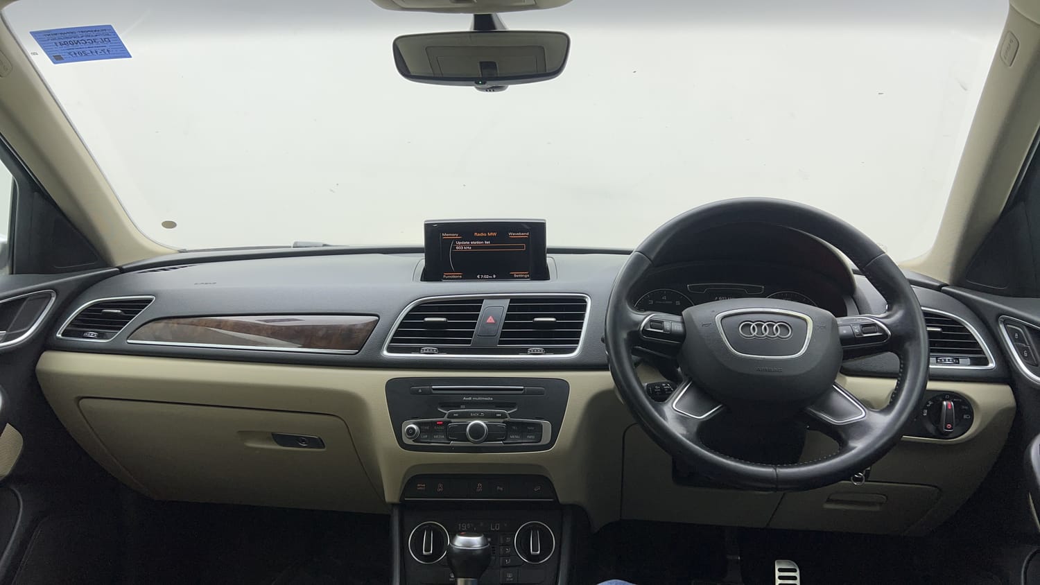 2017 Audi Q3 30 TFSI Premium-12