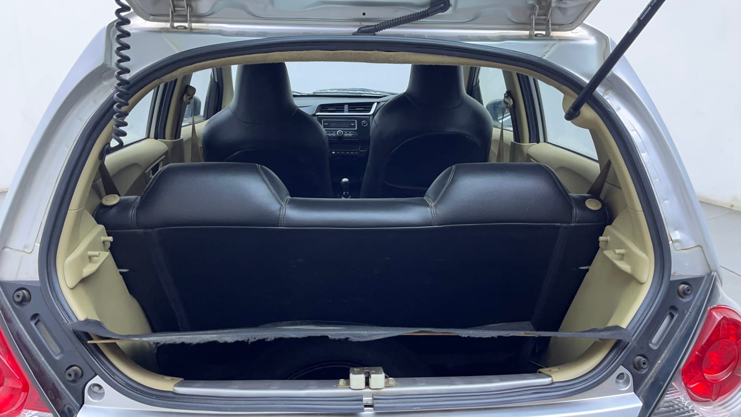 Used 2017 Honda Brio S MT Petrol Manual interior DICKY INSIDE VIEW