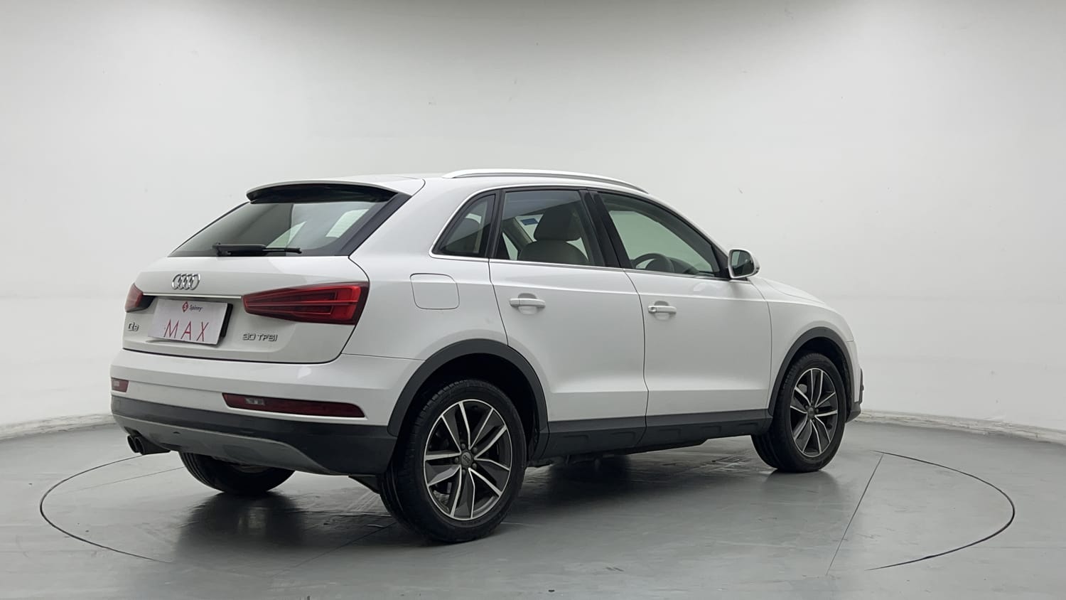 2017 Audi Q3 30 TFSI Premium-4