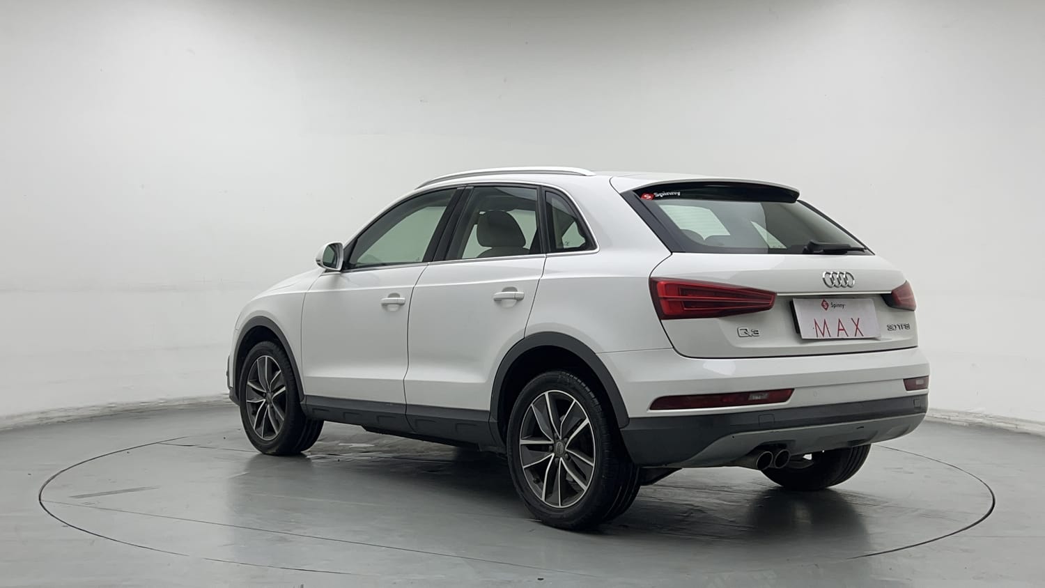 2017 Audi Q3 30 TFSI Premium-2