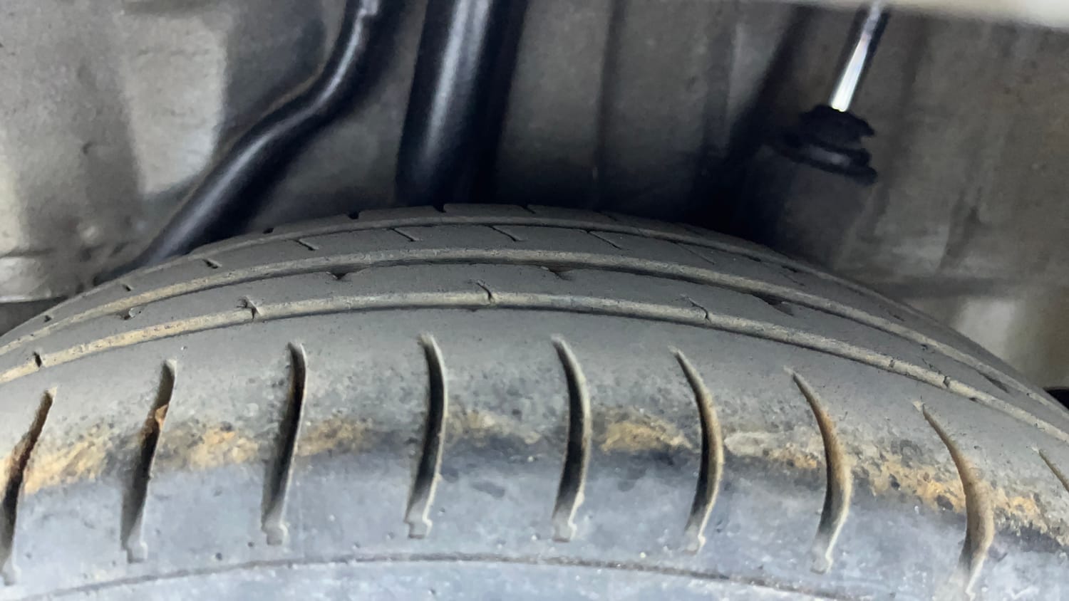 Used 2017 Honda Brio S MT Petrol Manual tyres LEFT REAR TYRE TREAD VIEW