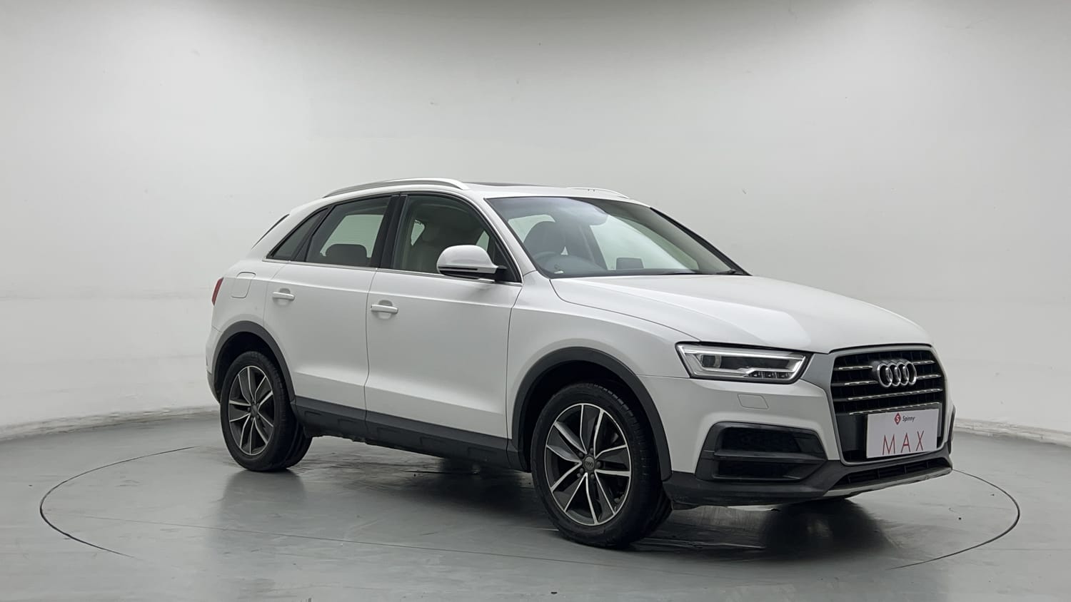 2017 Audi Q3 30 TFSI Premium-6