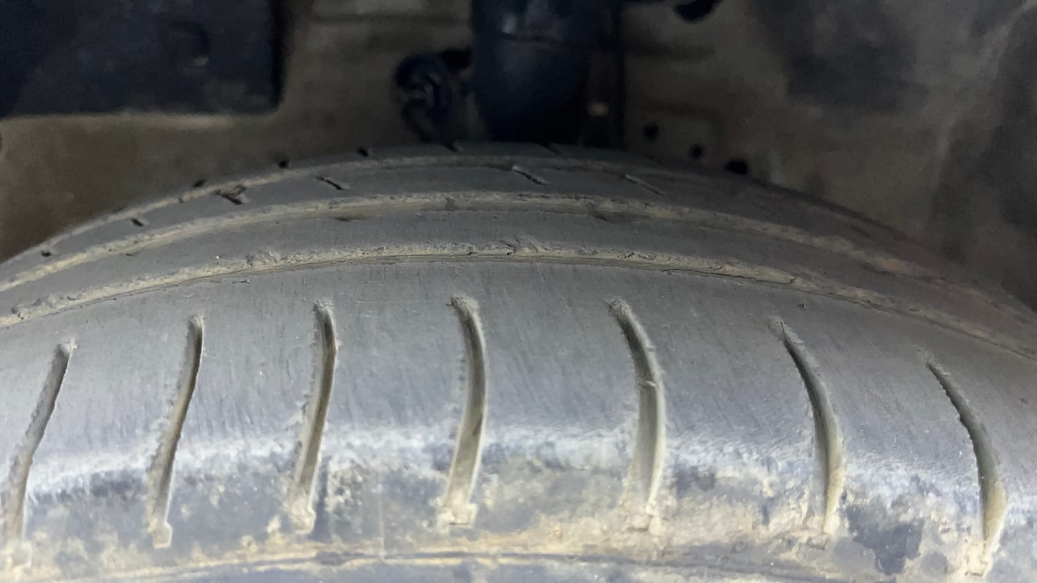 Used 2017 Honda Brio S MT Petrol Manual tyres LEFT FRONT TYRE TREAD VIEW