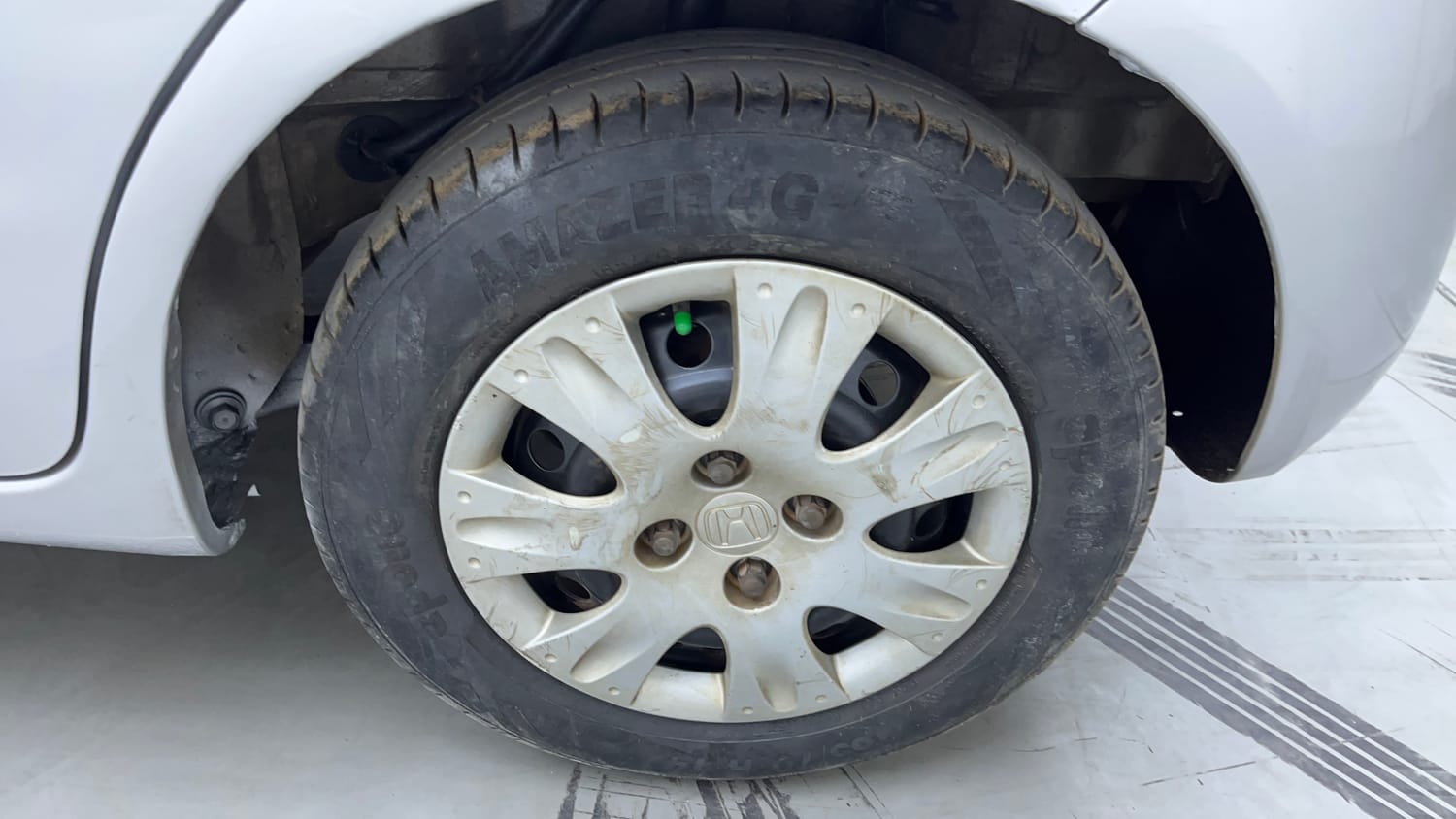 Used 2017 Honda Brio S MT Petrol Manual tyres LEFT REAR TYRE RIM VIEW