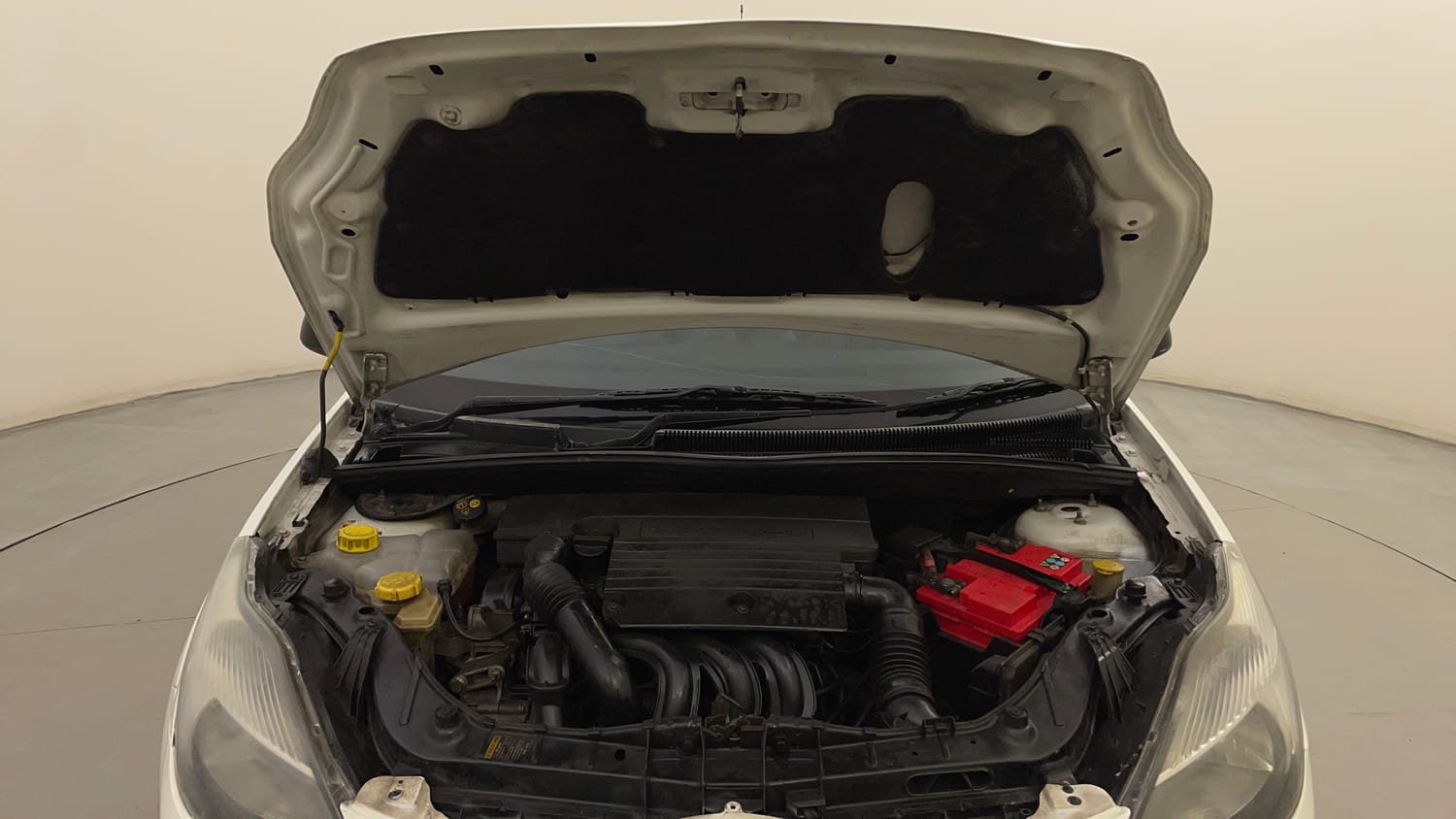 Used 2012 Ford Figo Duratec Petrol EXI 1.2 Petrol Manual engine ENGINE & BONNET OPEN FRONT VIEW