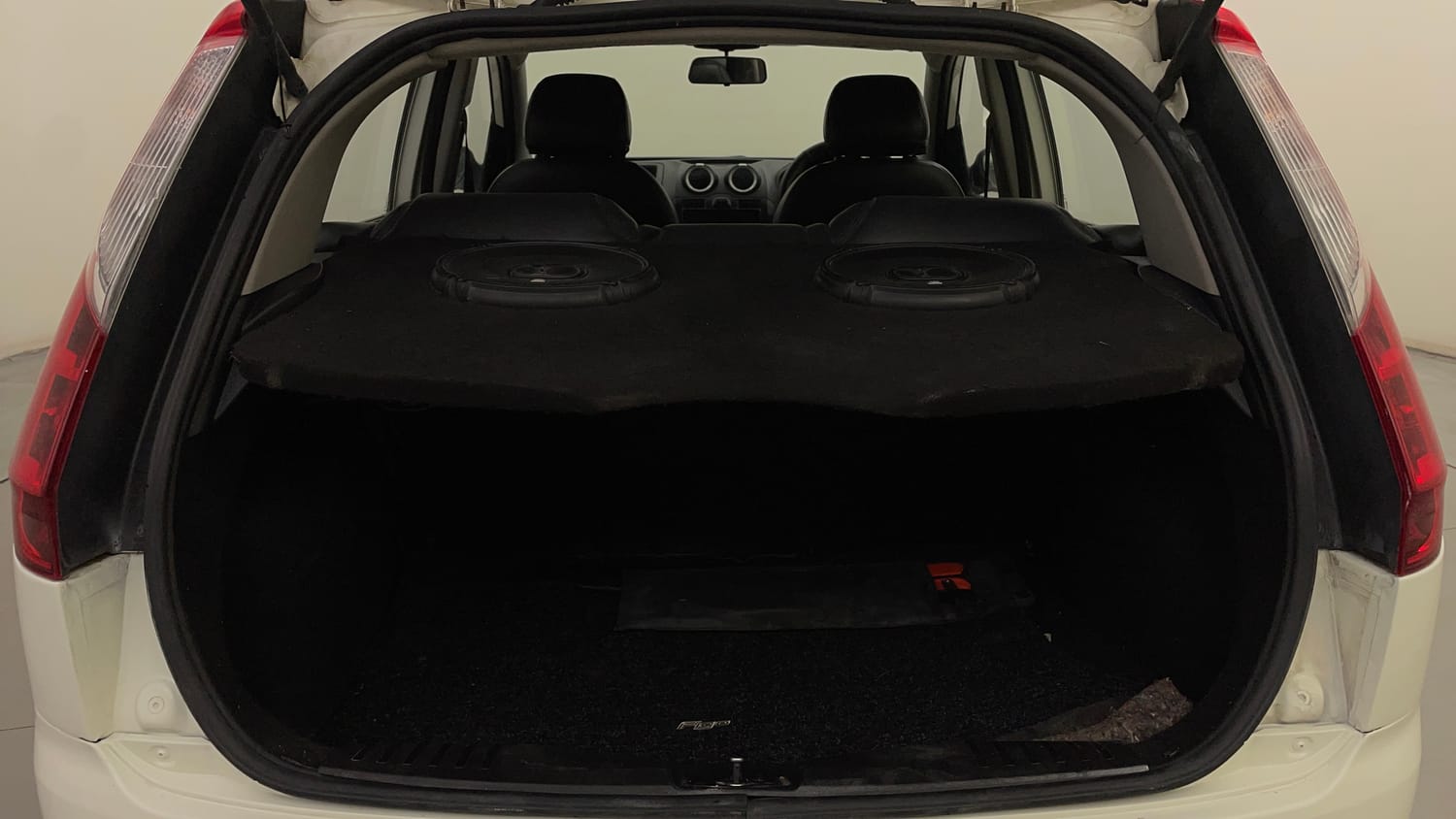 Used 2012 Ford Figo Duratec Petrol EXI 1.2 Petrol Manual interior DICKY INSIDE VIEW