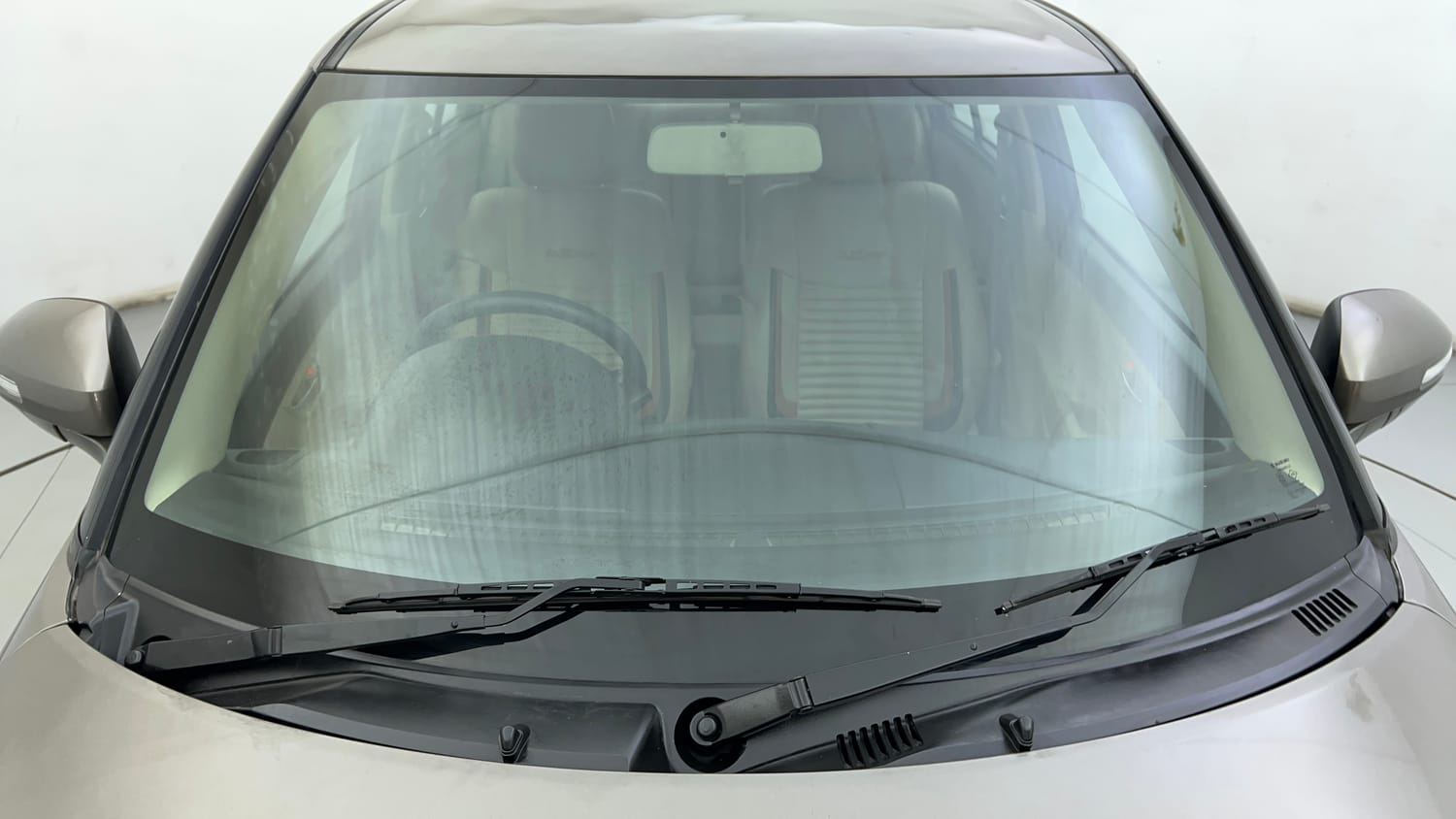 Used 2015 Maruti Suzuki Swift Dzire VXI Petrol Manual exterior FRONT WINDSHIELD VIEW