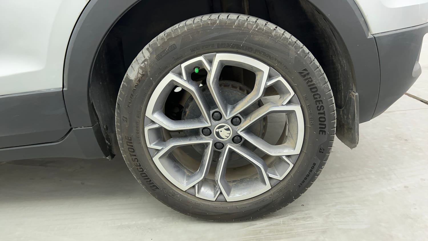 Used 2022 Skoda Kushaq Style 1.0L TSI AT Petrol Automatic tyres LEFT REAR TYRE RIM VIEW