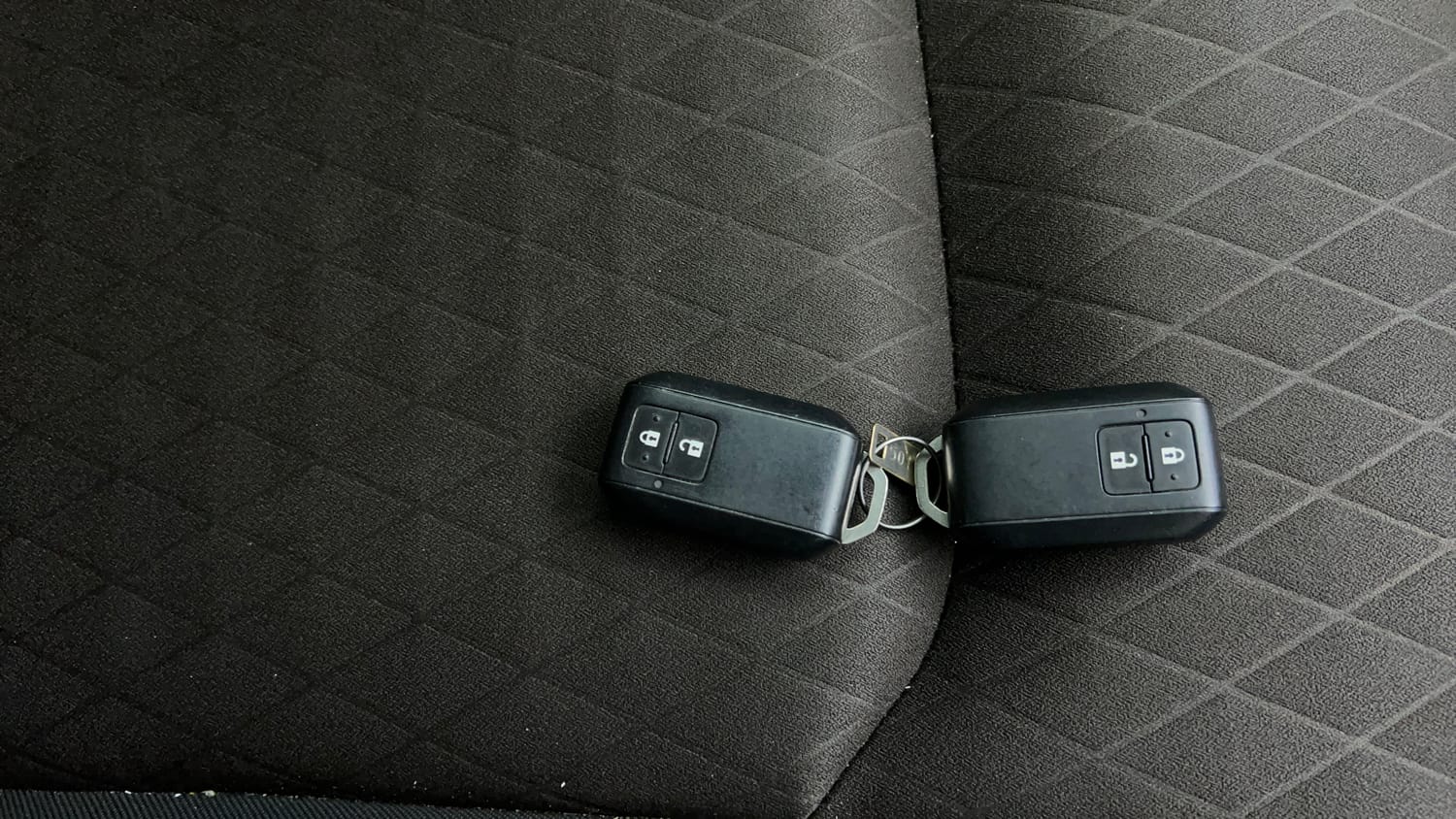 Used 2023 Toyota Urban Cruiser Hyryder G Hybrid Hybrid Automatic extra CAR KEY VIEW