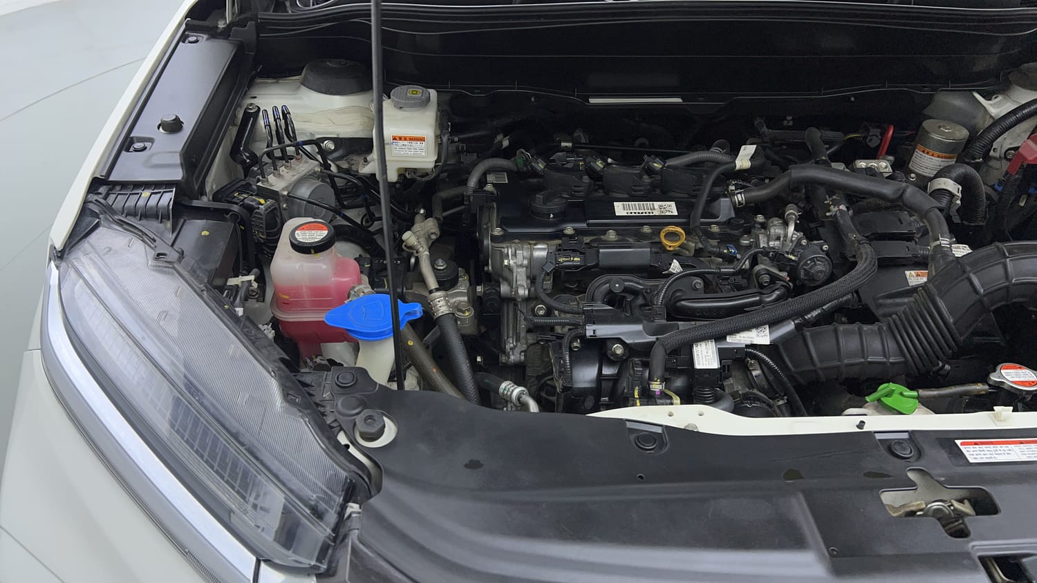 Used 2023 Toyota Urban Cruiser Hyryder G Hybrid Hybrid Automatic engine ENGINE RIGHT SIDE VIEW