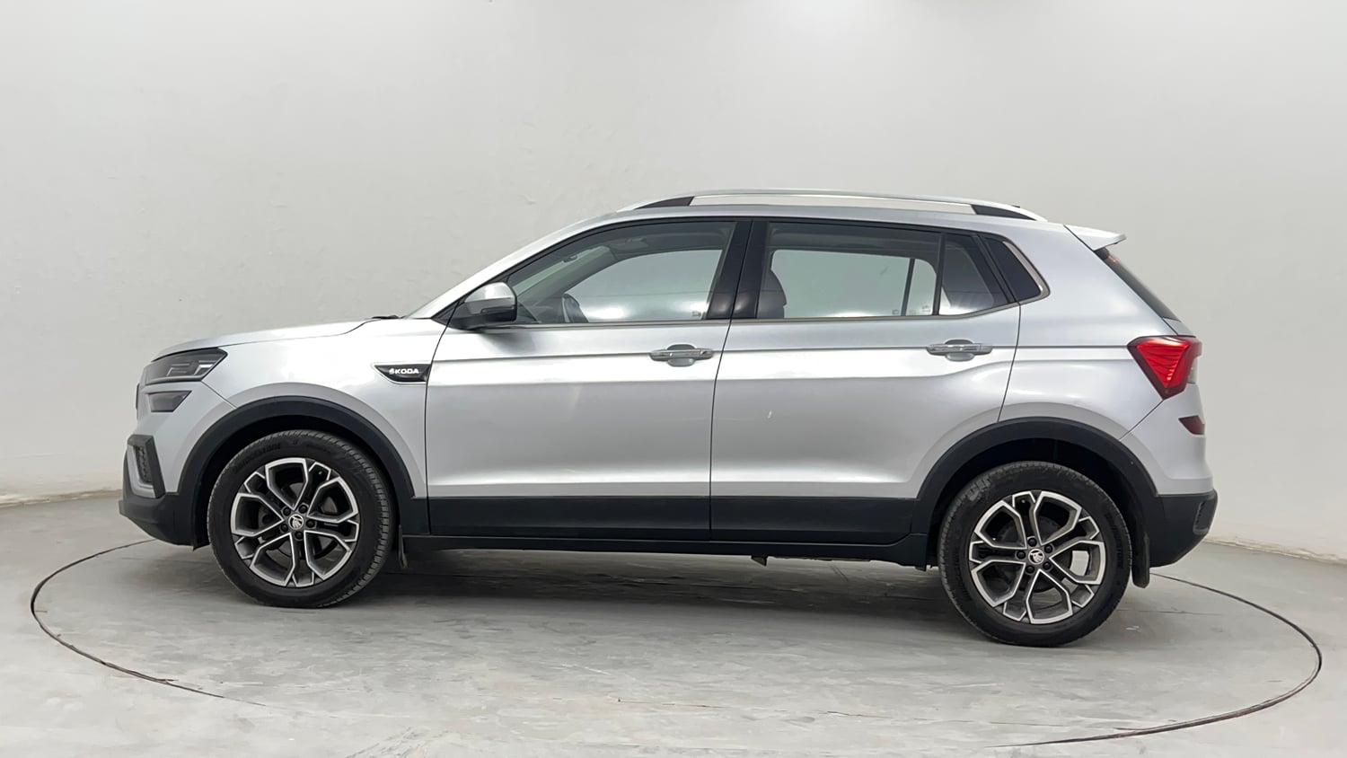 Used 2022 Skoda Kushaq Style 1.0L TSI AT Petrol Automatic exterior LEFT SIDE VIEW