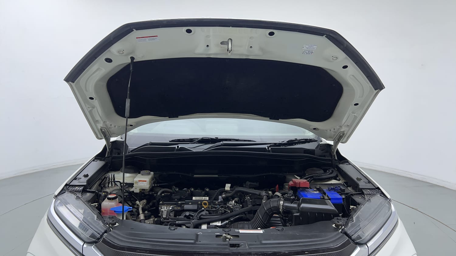 Used 2023 Toyota Urban Cruiser Hyryder G Hybrid Hybrid Automatic engine ENGINE & BONNET OPEN FRONT VIEW