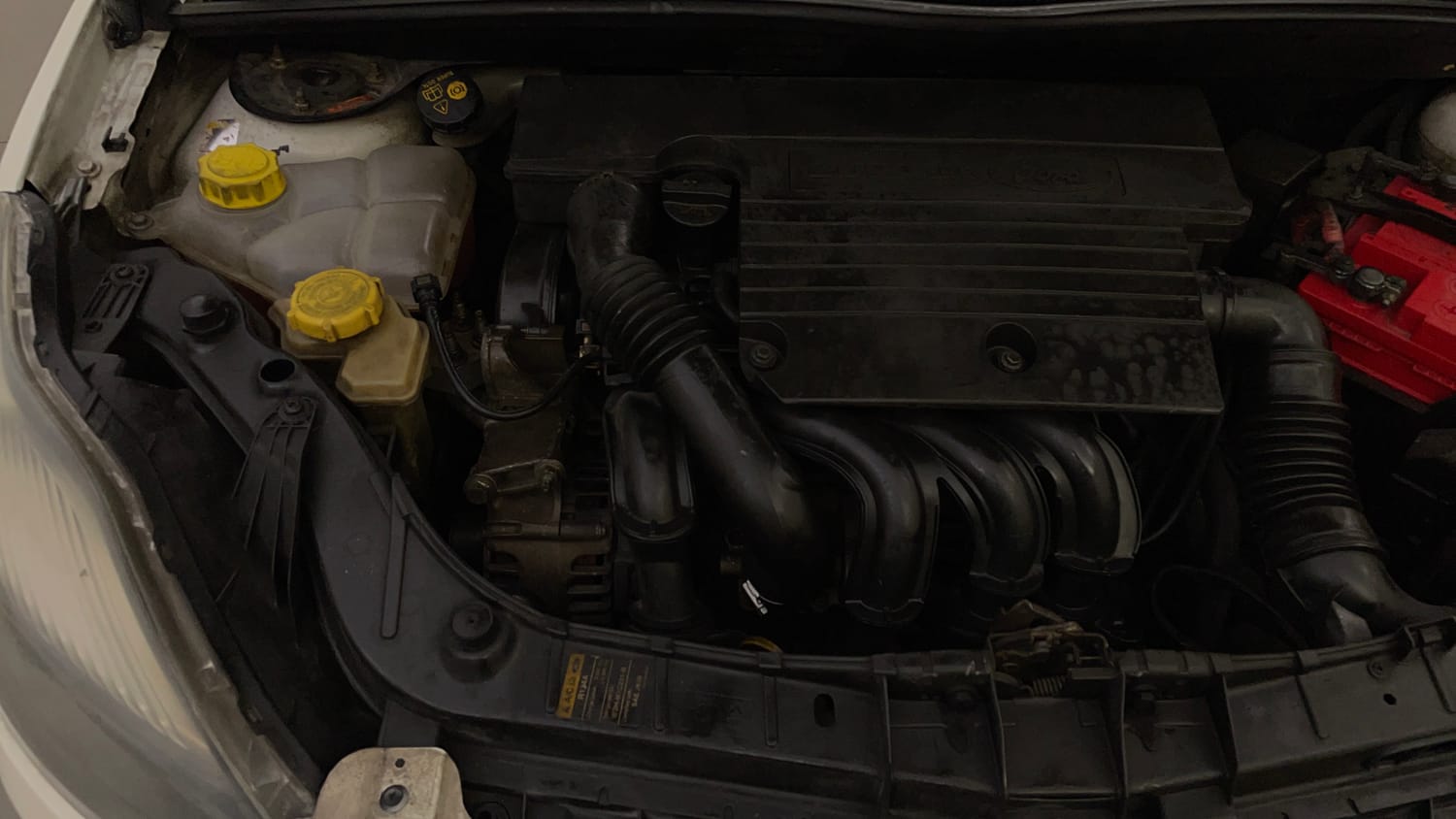 Used 2012 Ford Figo Duratec Petrol EXI 1.2 Petrol Manual engine ENGINE RIGHT SIDE VIEW