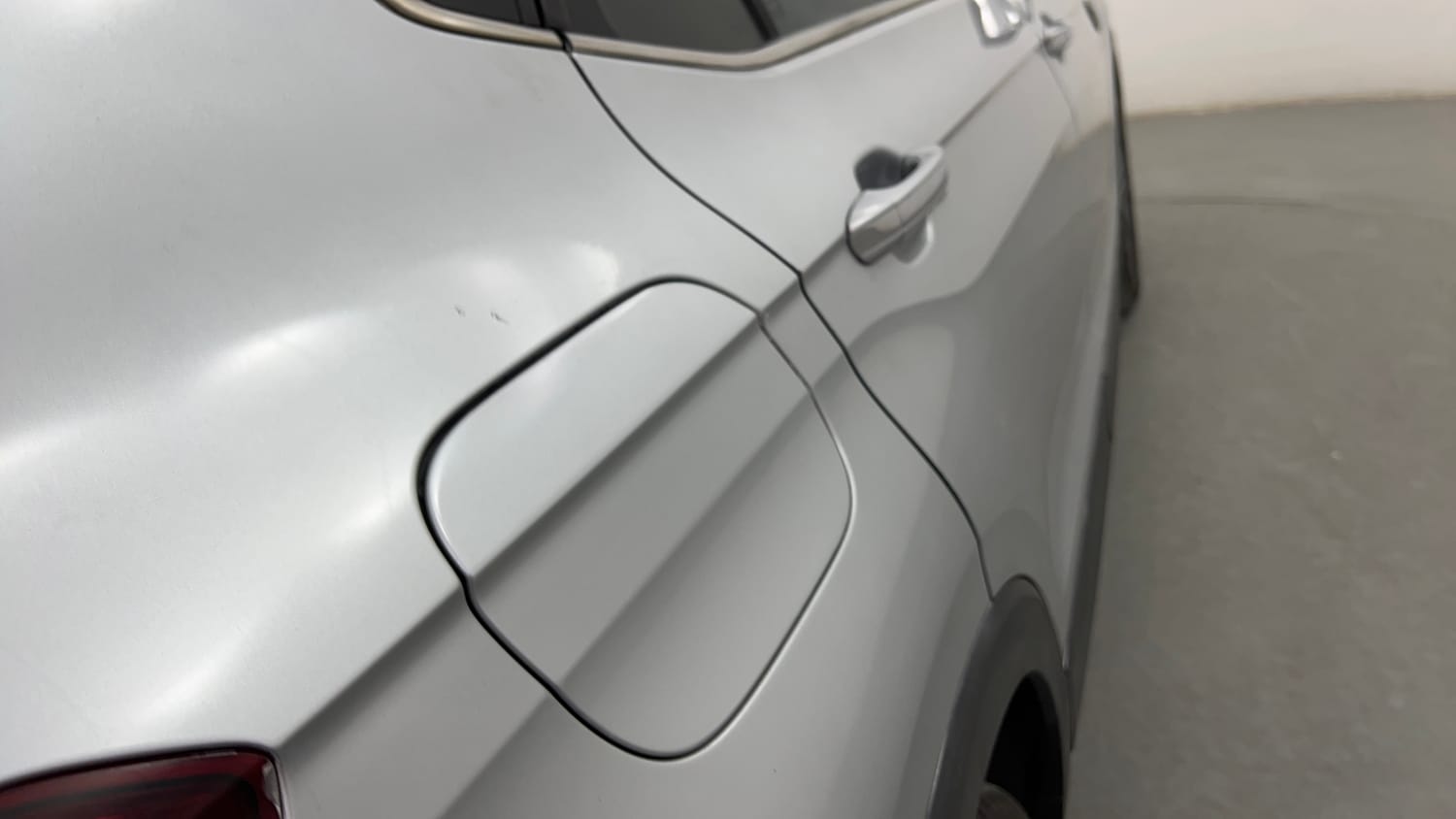 Used 2022 Skoda Kushaq Style 1.0L TSI AT Petrol Automatic dents MINOR SCRATCH