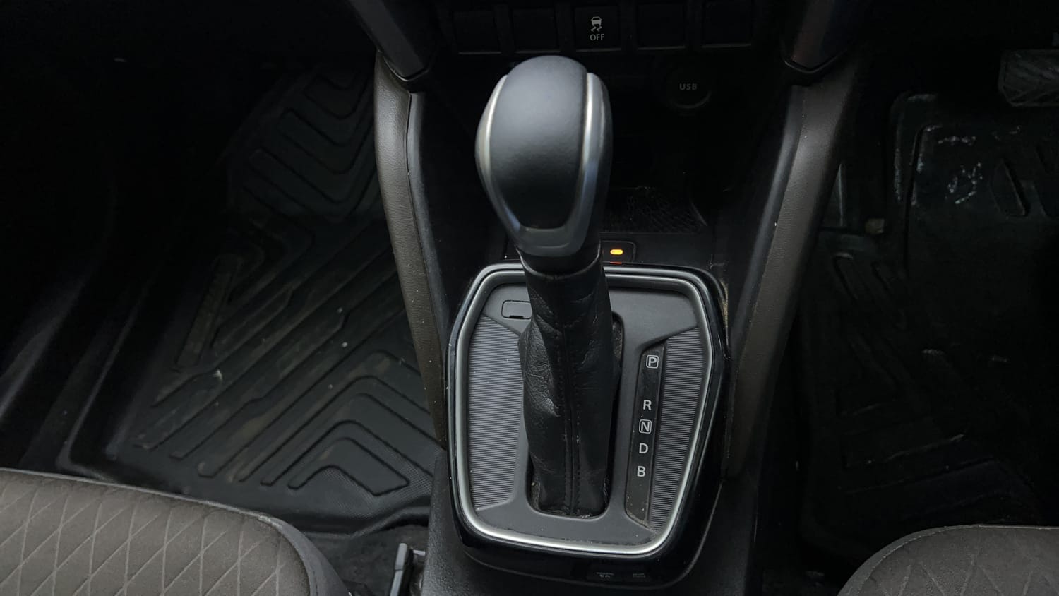 Used 2023 Toyota Urban Cruiser Hyryder G Hybrid Hybrid Automatic interior GEAR  KNOB VIEW