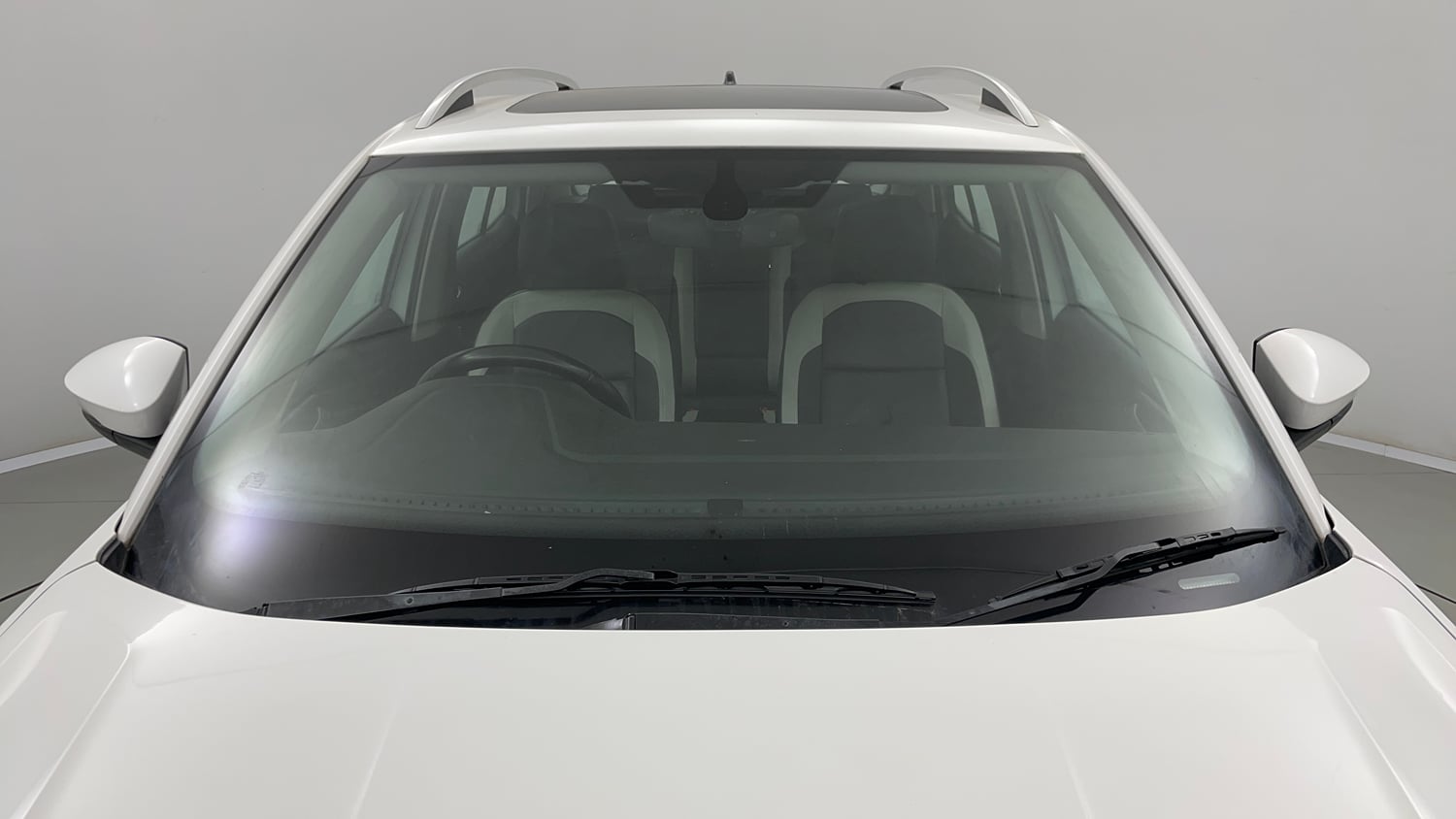 Used 2022 Volkswagen Taigun Topline 1.0 TSI MT Petrol Manual exterior FRONT WINDSHIELD VIEW