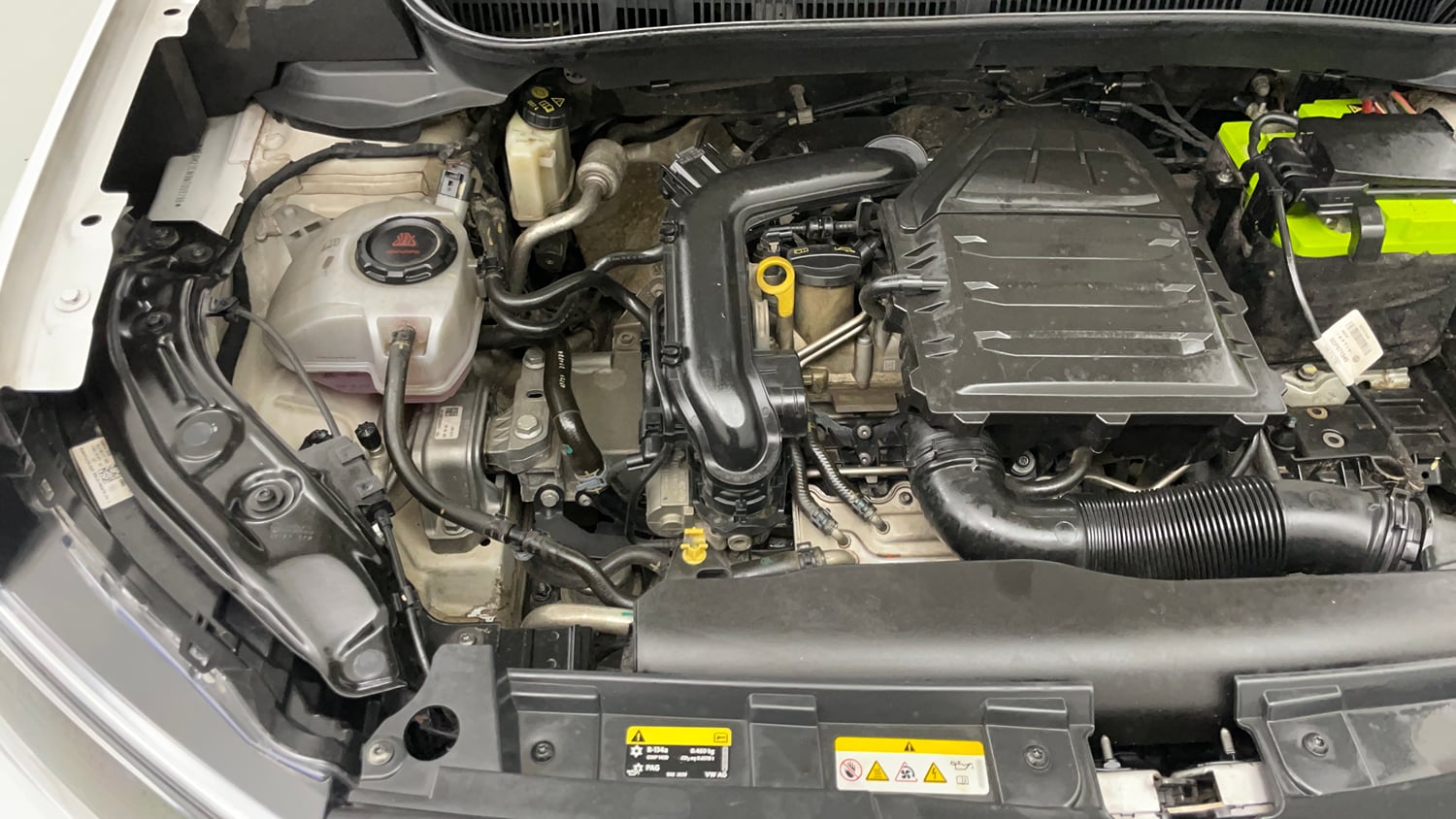 Used 2022 Volkswagen Taigun Topline 1.0 TSI MT Petrol Manual engine ENGINE RIGHT SIDE VIEW