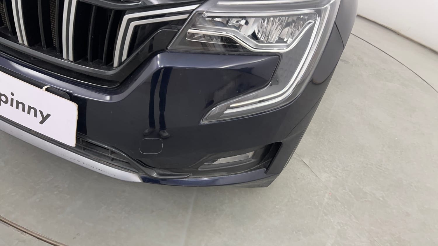 Used 2024 Mahindra XUV700 AX5 Diesel AT 7 STR Diesel Automatic dents MINOR SCRATCH
