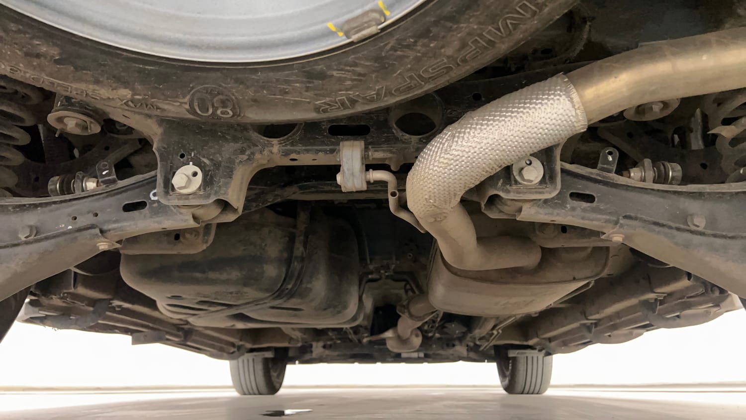 Used 2024 Mahindra XUV700 AX5 Diesel AT 7 STR Diesel Automatic extra REAR UNDERBODY VIEW (TAKEN FROM REAR)