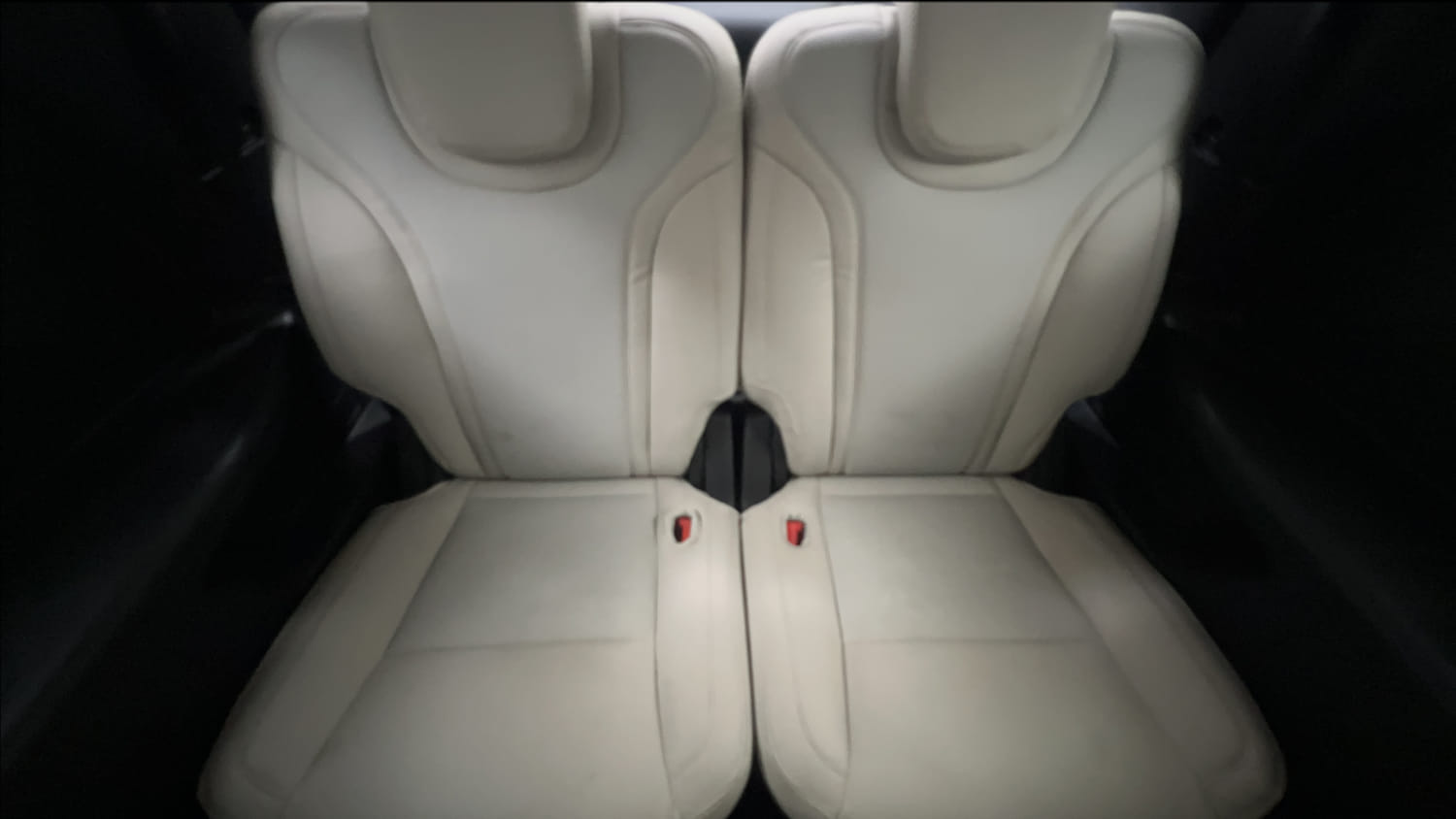 Used 2024 Mahindra XUV700 AX5 Diesel AT 7 STR Diesel Automatic interior THIRD ROW SEAT