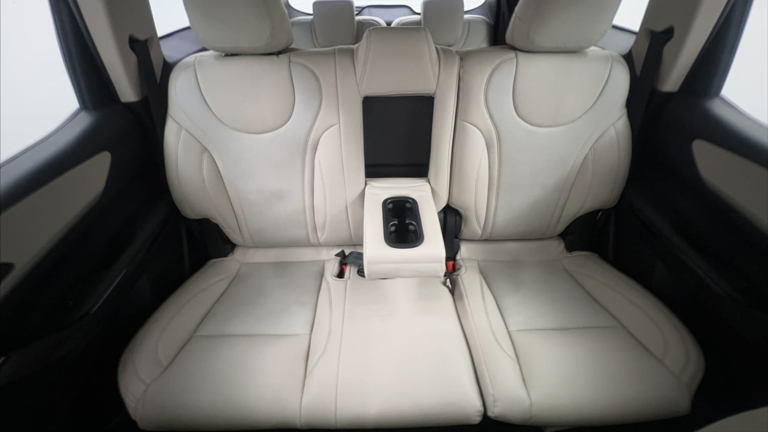 Used 2024 Mahindra XUV700 AX5 Diesel AT 7 STR Diesel Automatic interior REAR SEAT CONDITION VIEW