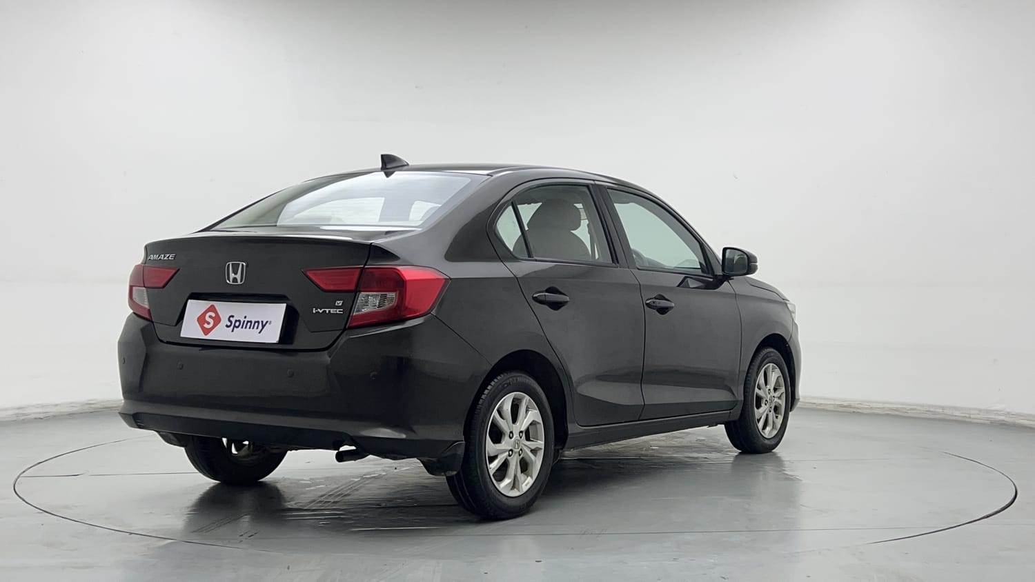 Used 2019 Honda Amaze 1.2 V MT Petrol Petrol Manual exterior RIGHT REAR CORNER VIEW