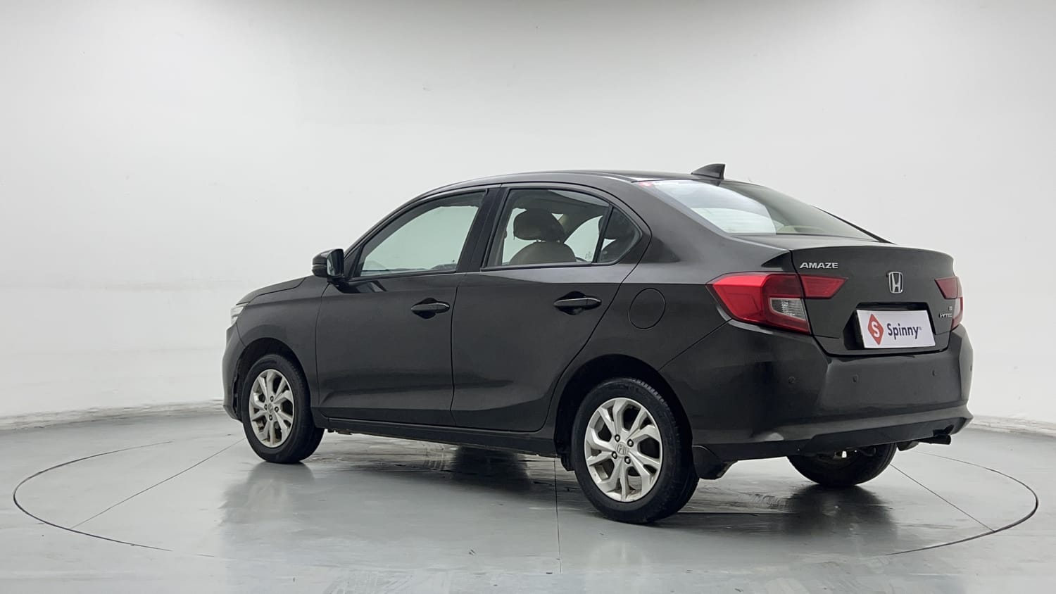 Used 2019 Honda Amaze 1.2 V MT Petrol Petrol Manual exterior LEFT REAR CORNER VIEW