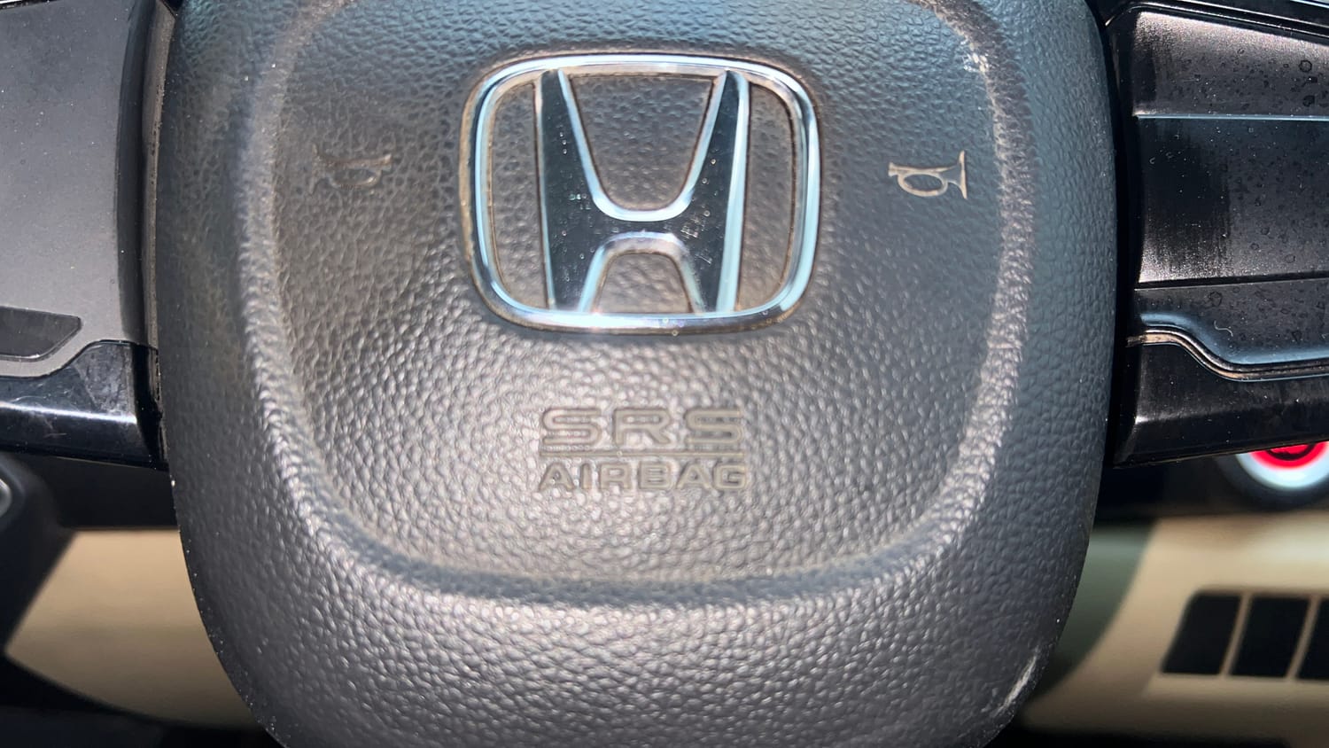 Used 2019 Honda Amaze 1.2 V MT Petrol Petrol Manual top_features Airbags