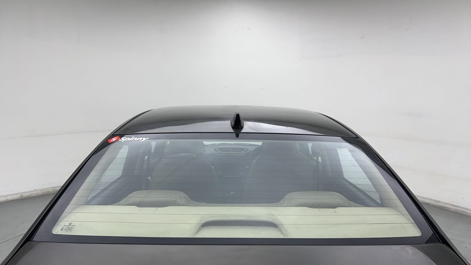 Used 2019 Honda Amaze 1.2 V MT Petrol Petrol Manual exterior BACK WINDSHIELD VIEW