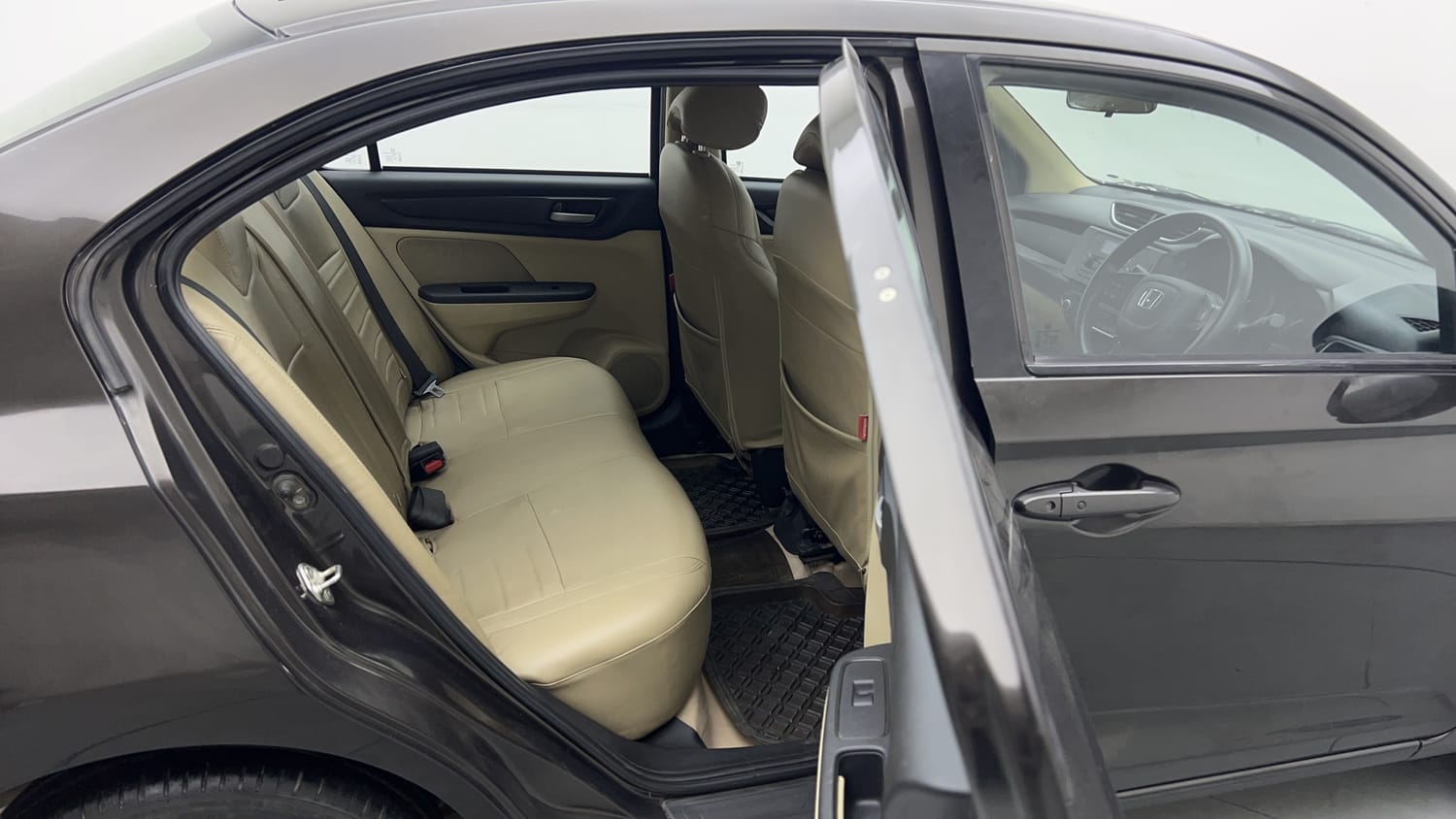Used 2019 Honda Amaze 1.2 V MT Petrol Petrol Manual interior RIGHT SIDE REAR DOOR CABIN VIEW