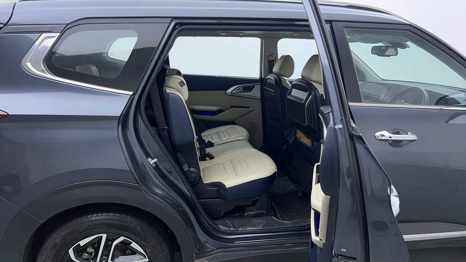 Used 2024 Kia Carens Luxury Plus 1.5 Diesel iMT 7 STR Diesel Manual interior RIGHT SIDE REAR DOOR CABIN VIEW
