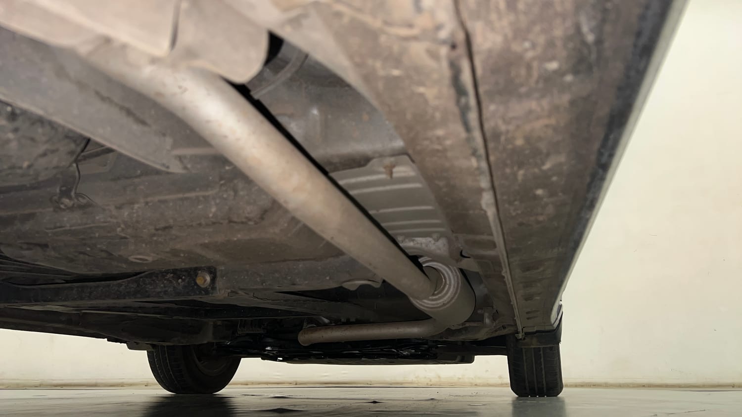 Used 2021 Honda City V Petrol Petrol Manual extra REAR RIGHT UNDERBODY VIEW