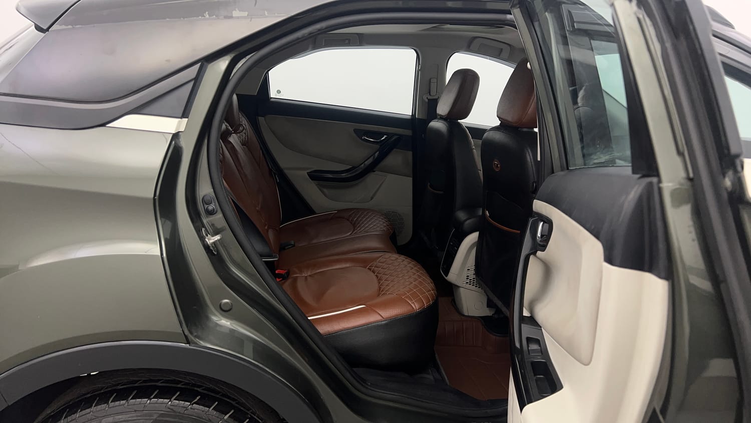 Used 2020 Tata Nexon XZA Plus (O) Diesel Diesel Automatic interior RIGHT SIDE REAR DOOR CABIN VIEW